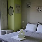 Ff *