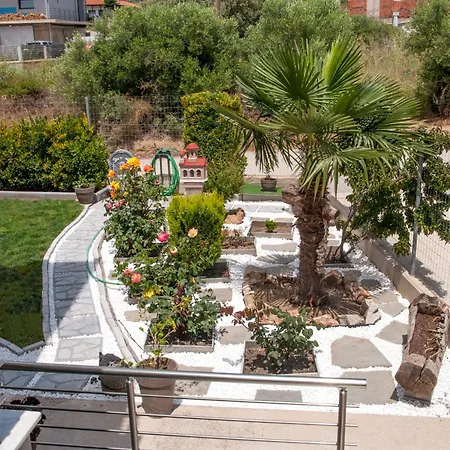 Ff * Nikiti (Sithonia)